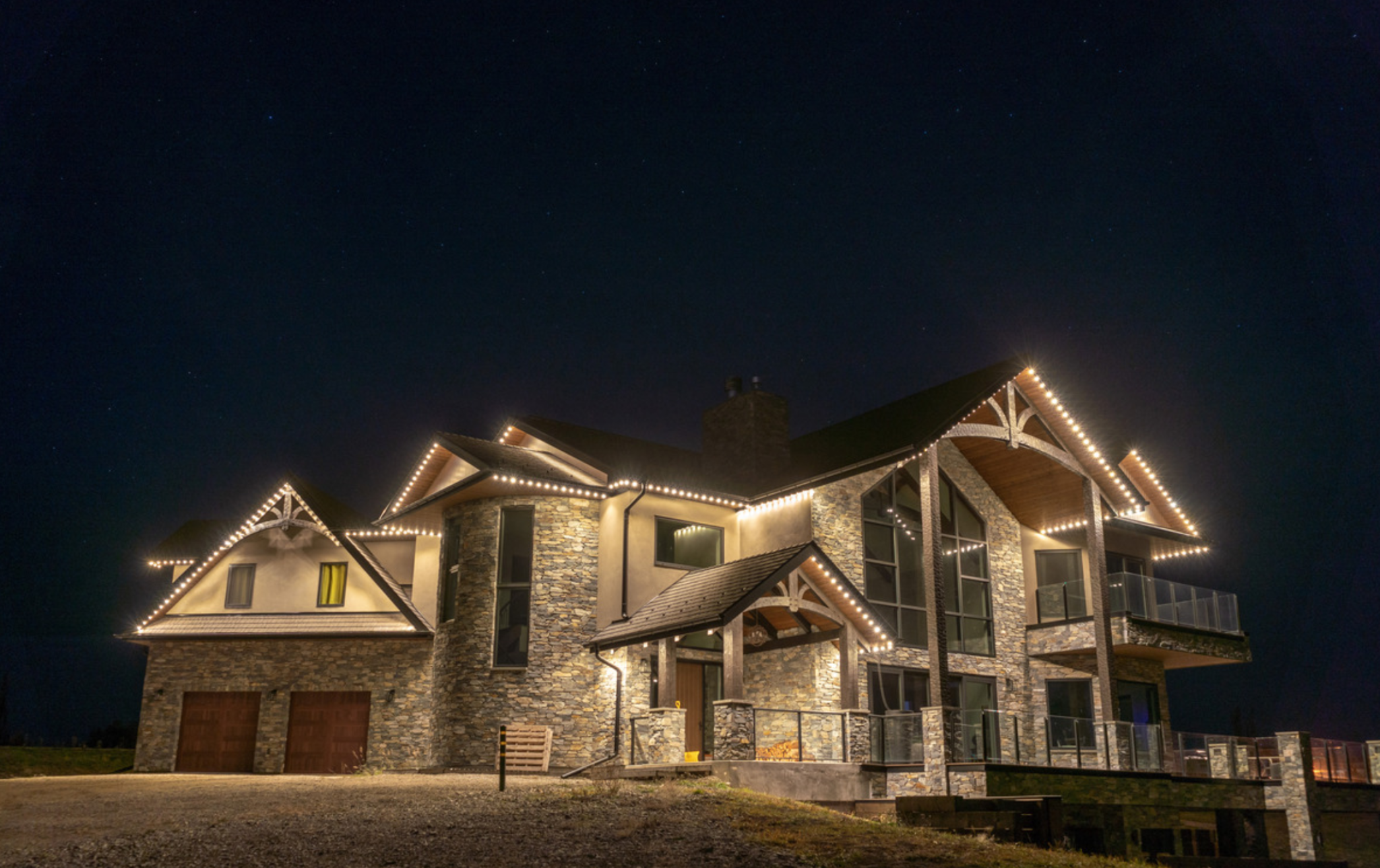 Outdoor Gemstone Soffit Lighting Hamilton by Dángelo & Sons